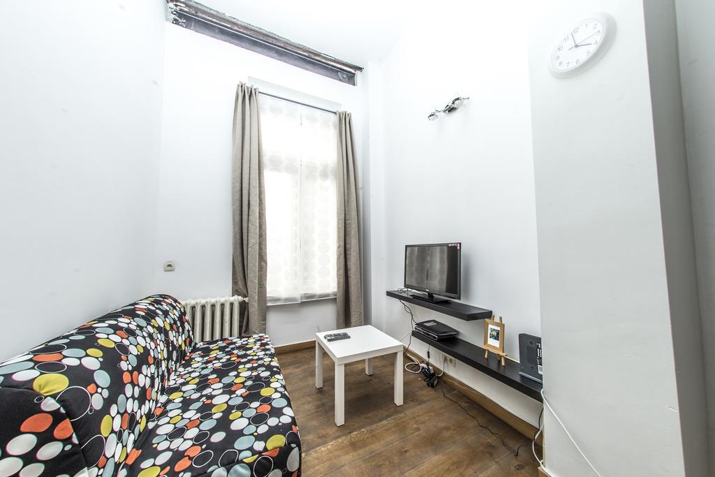 Rentbynight Aparthotel Bruxelles Cameră foto